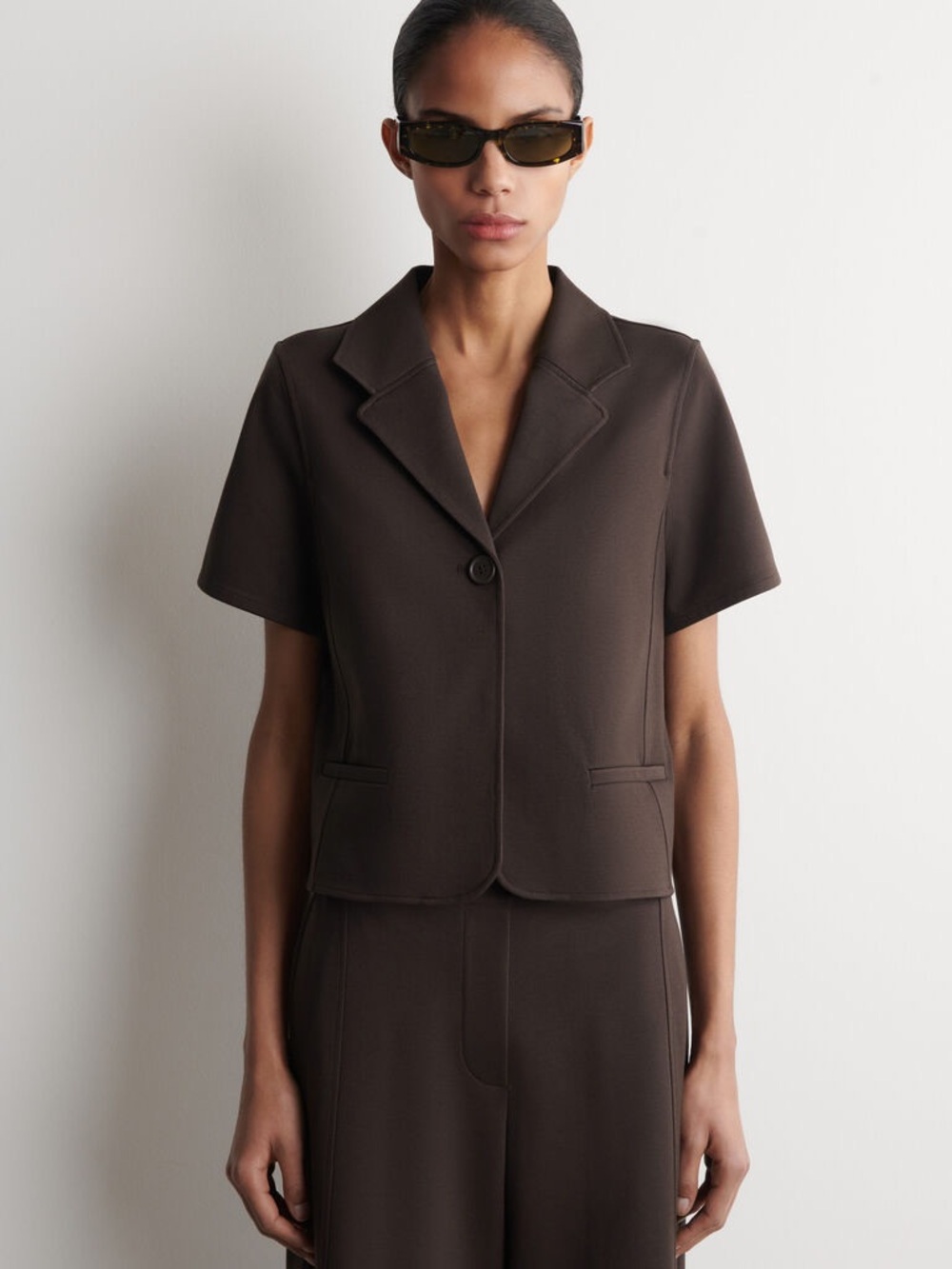 NWT (size small) COS TWILL-JERSEY SHORT-SLEEVED BLAZER